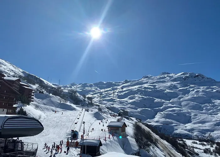 L'isatis Chalet Hotel
